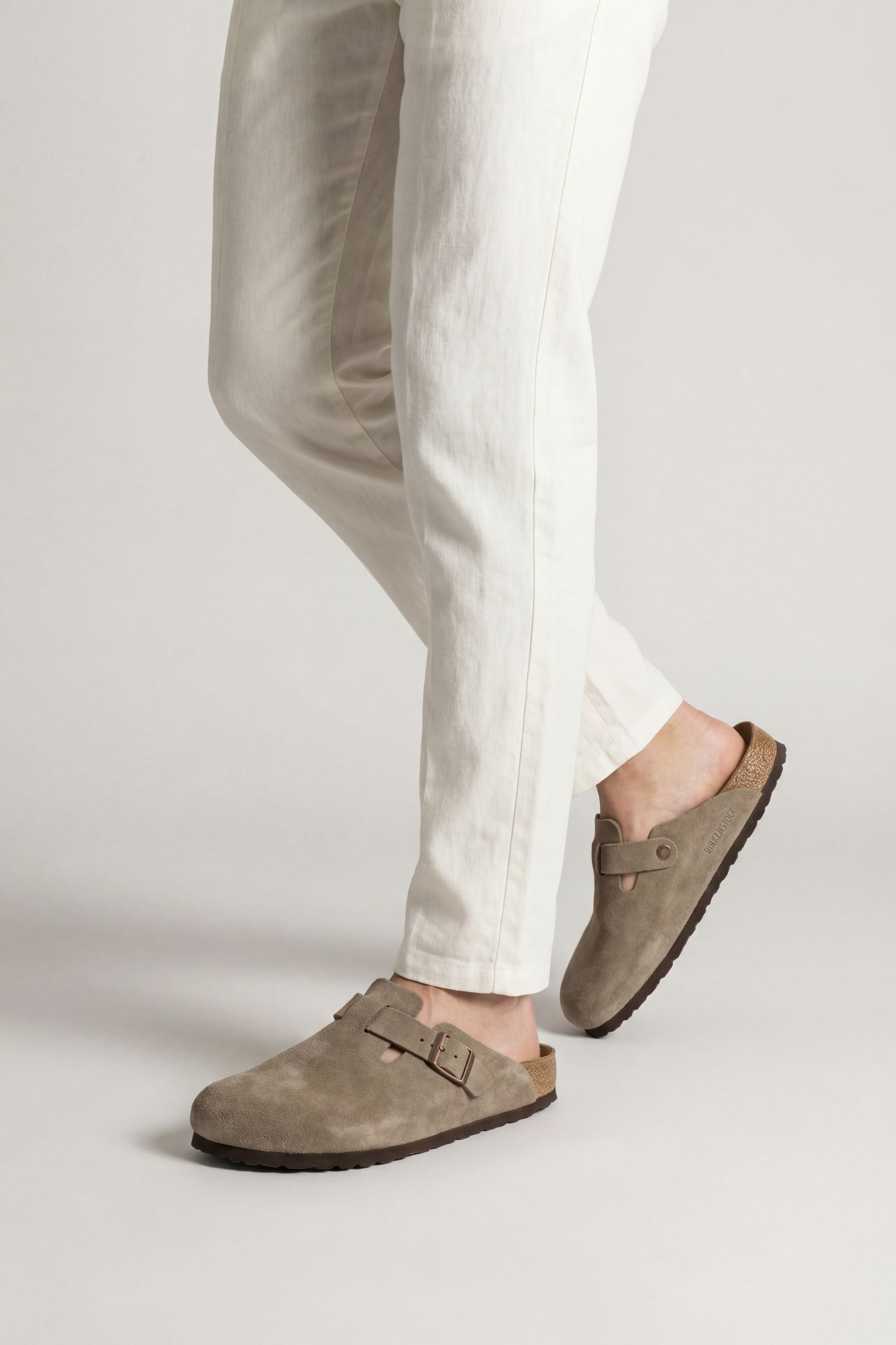 Mayfair Calfsuede Clog taupe
