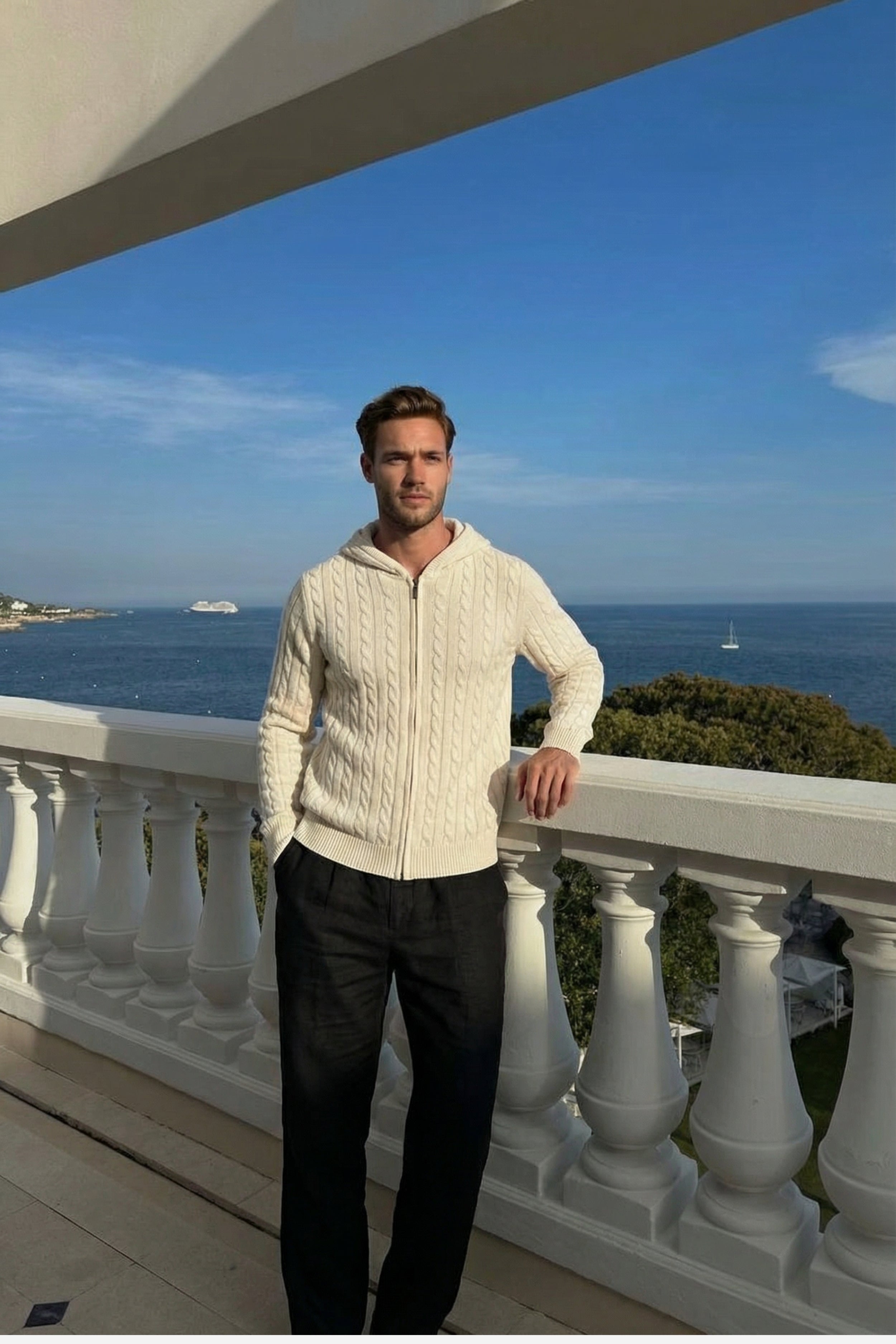 Kensington Cashmere Cable Zip Cardigan Beige
