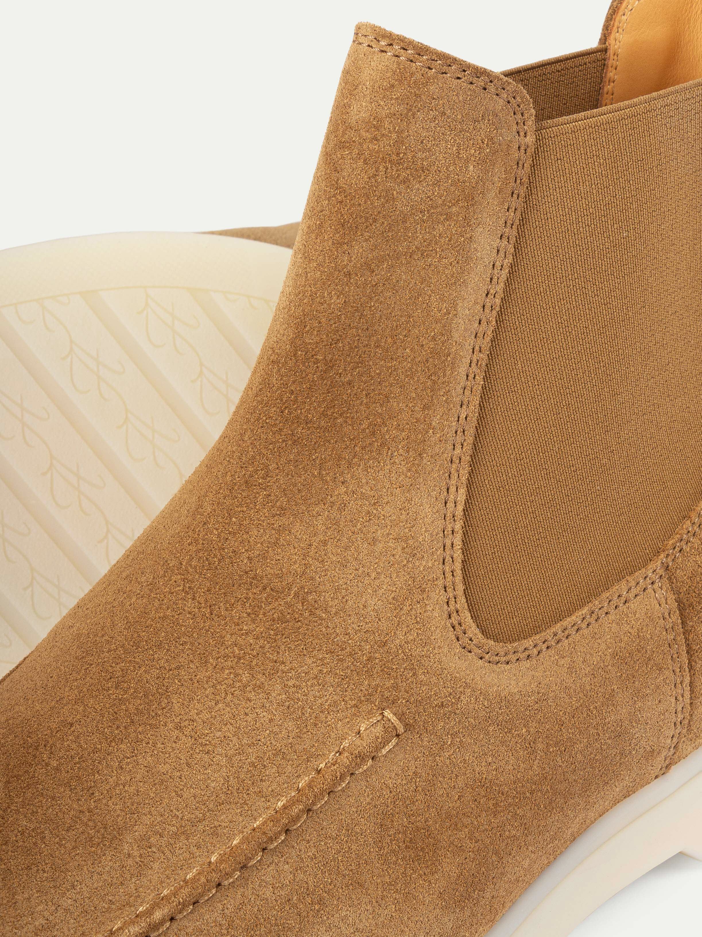 Mayfair Chelsea Boots Beige