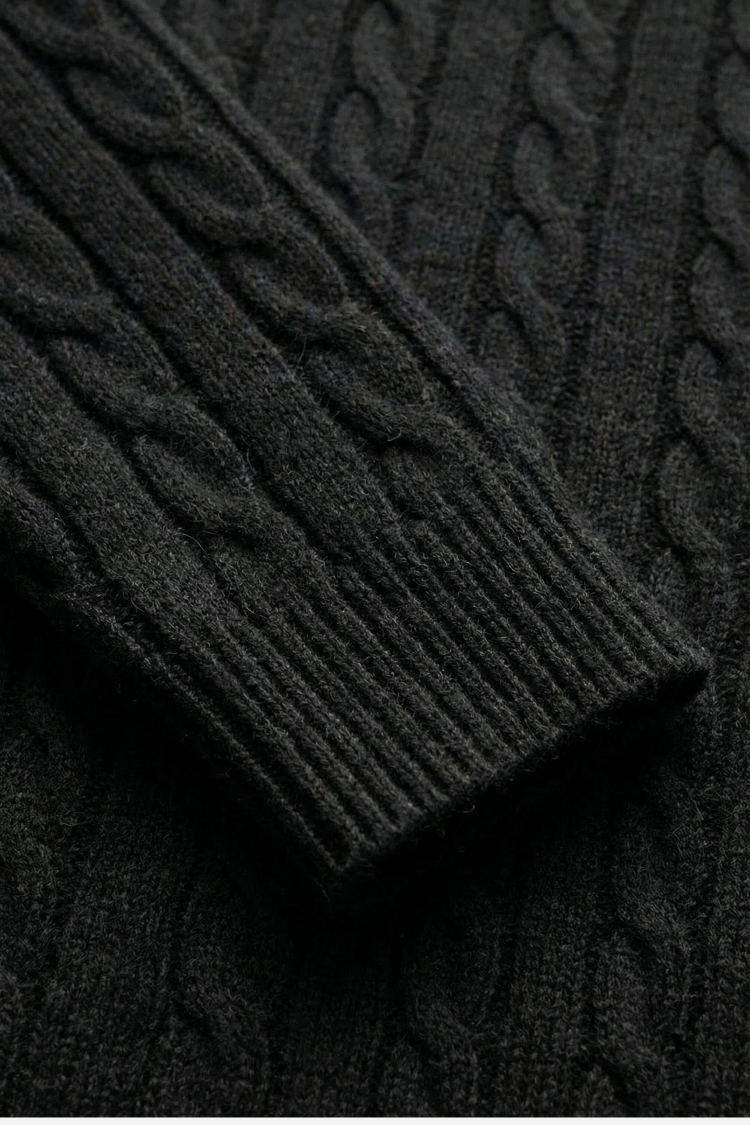 Kensington Cashmere Cable Crewneck Black