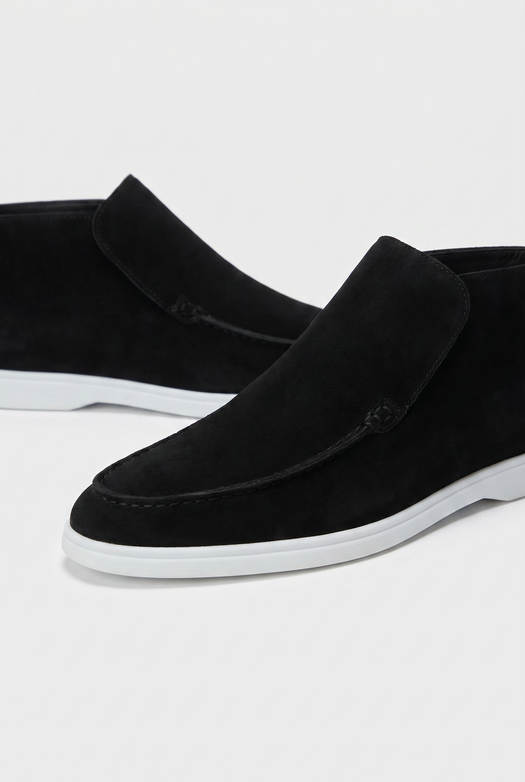 Captial Suede Loafer Black
